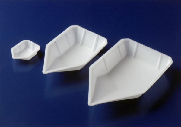 Pack of 400 11/16 in EAGLE THERMOPLASTIC Weighing Dish D 15 Length 3.25 Height 100 fl oz. 3.25 Wide 